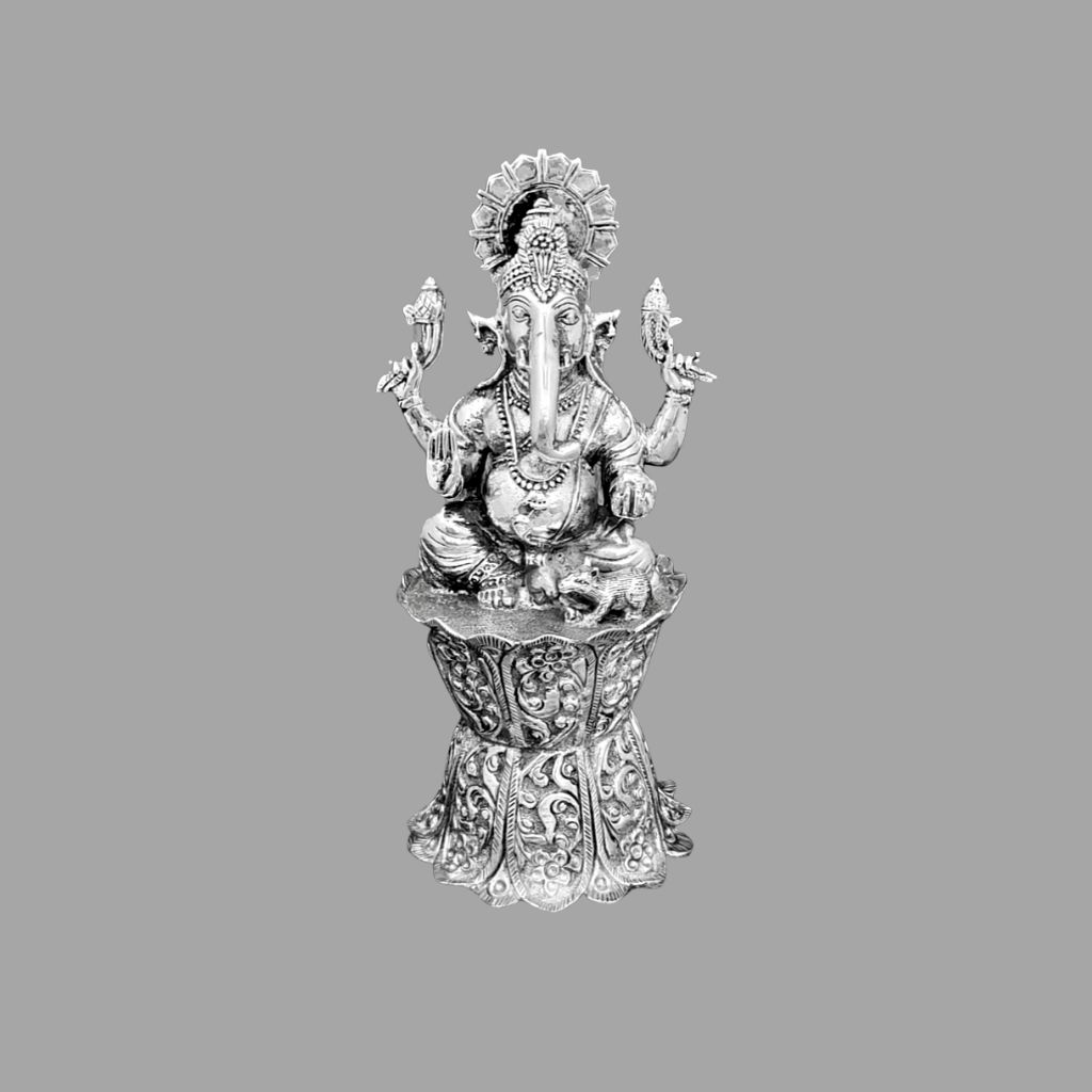 https://www.jewelnidhi.com/img/1610363025AQ GANESH MODEL 20.jpeg